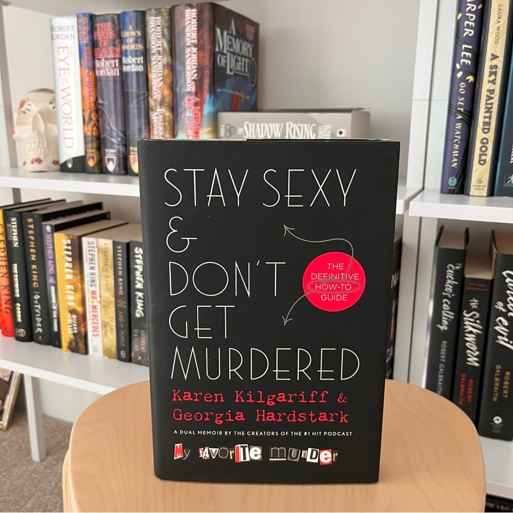 3/$28 📚 Stay Sexy & Don't Get Murdered Book